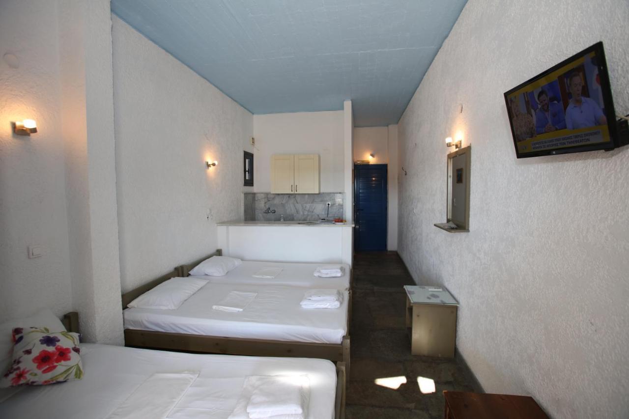 باتسي St George Studios & Apartments المظهر الخارجي الصورة